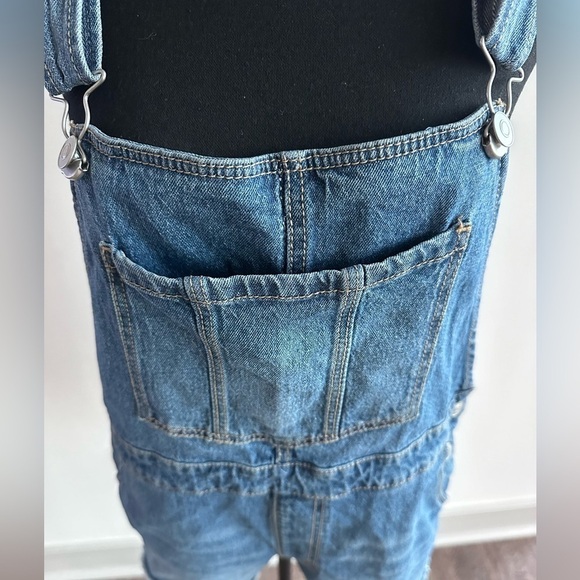 No Boundaries Juniors Denim Overalls - Picture 5 of 6